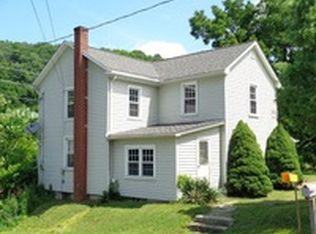 15 Crossover Dr, Lewistown, PA 17044