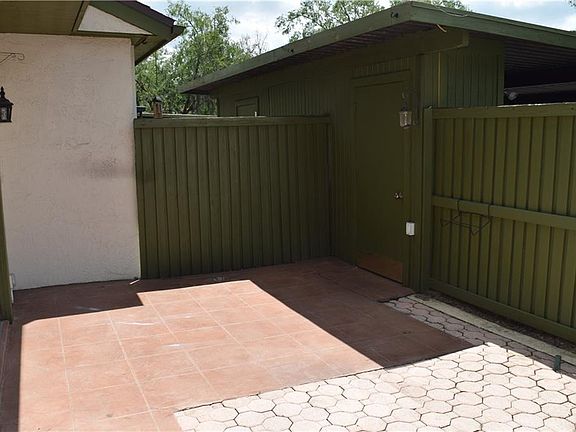 3rd image of 7810 Lemonwood Ct