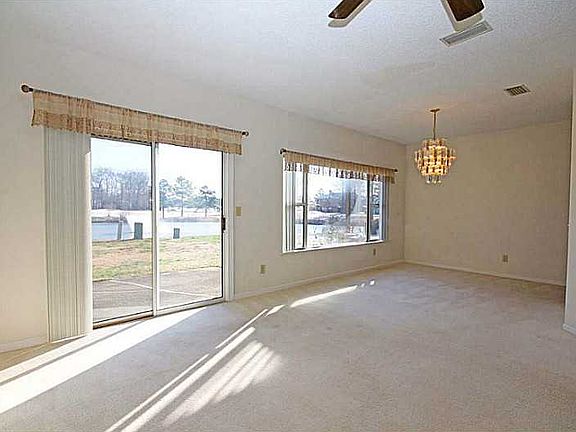 3rd image of 1256 Lake Dr
