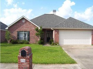 104 Olive Vista Dr, Scott, LA 70583