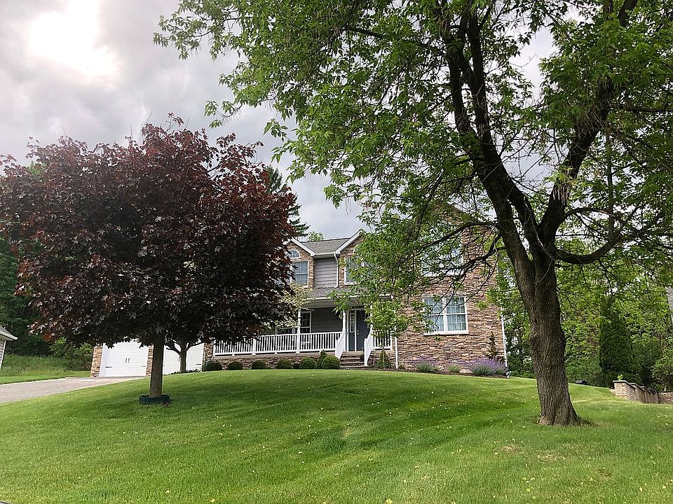 414 Edgewood Drive South