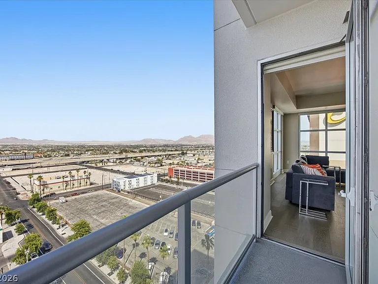 150 Las Vegas Blvd #1514 — Photo 18