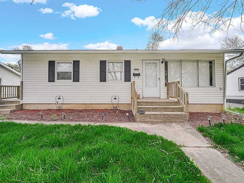 1st image of 22203 Clyde Ave