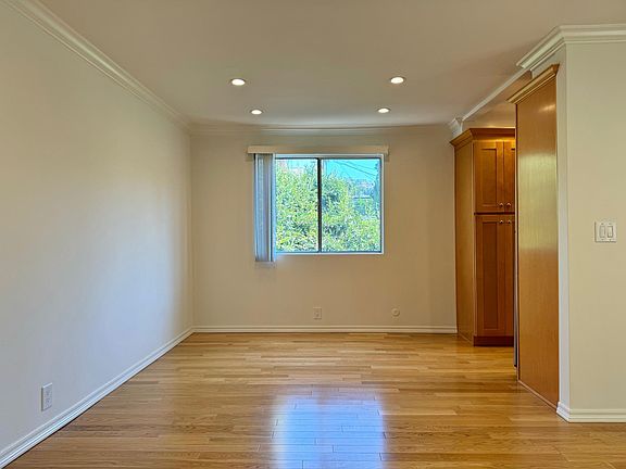 3rd image of 8219 W Norton Ave #10