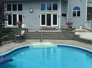 51 Cosgrove Rd, Willington, CT 06279