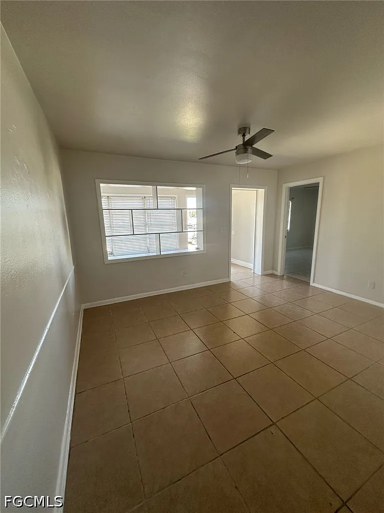 2 bed, 2.0 bath, 920 sqft, $1,250 — Photo 3