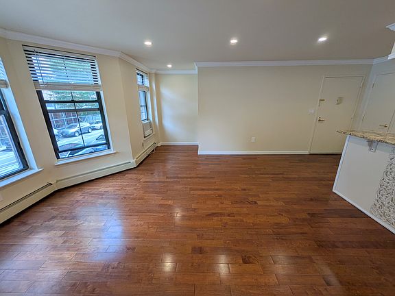 2nd image of 440 Carlton Ave #2