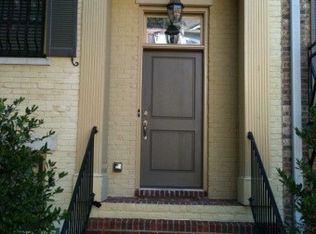 143 W Ridge Way, Roswell, GA 30076