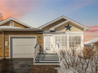 9 Clarendon Dr, Moncton, NB E1G0M8