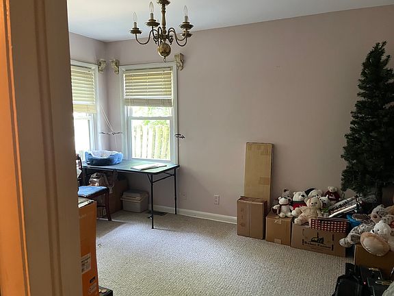 4th image of 2442 Eastgate Ave #2440
