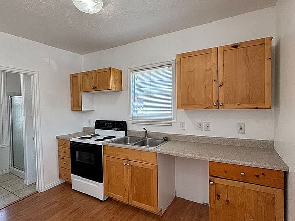 4th image of 515 S Grant Ave #3