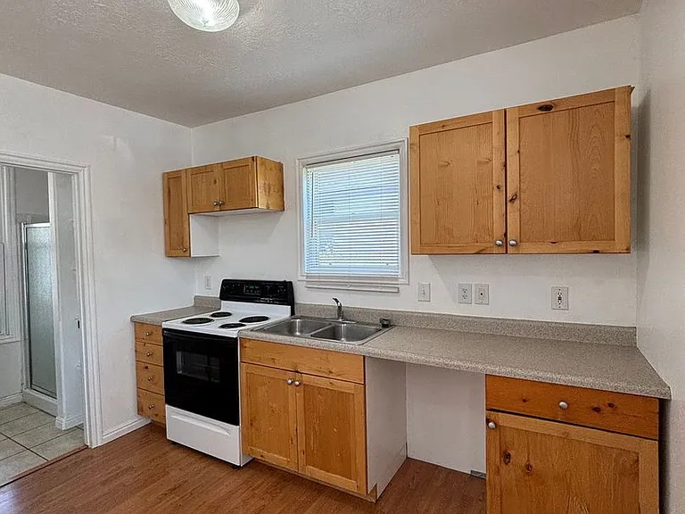 515 S Grant Ave — Photo 4
