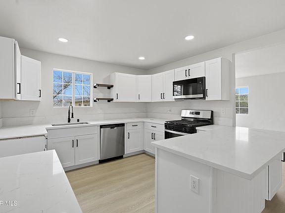 2nd image of 321 E Avenue R11