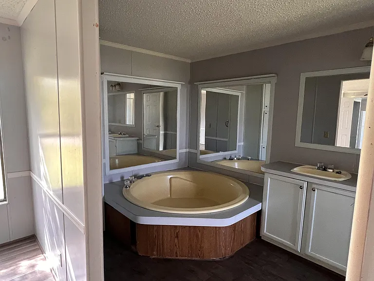 103 Knoxville Dr — Photo 32