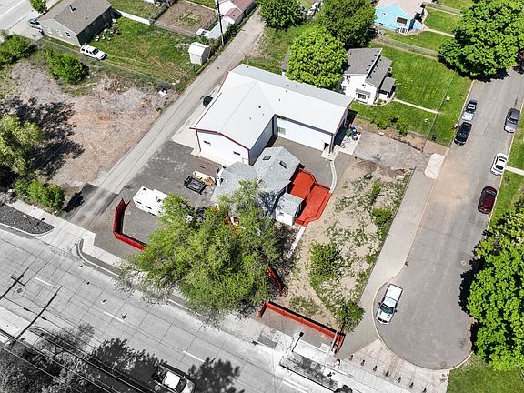 3rd image of 3421 E Hartson Ave