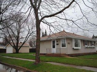 2503 81st St, Kenosha, WI 53143