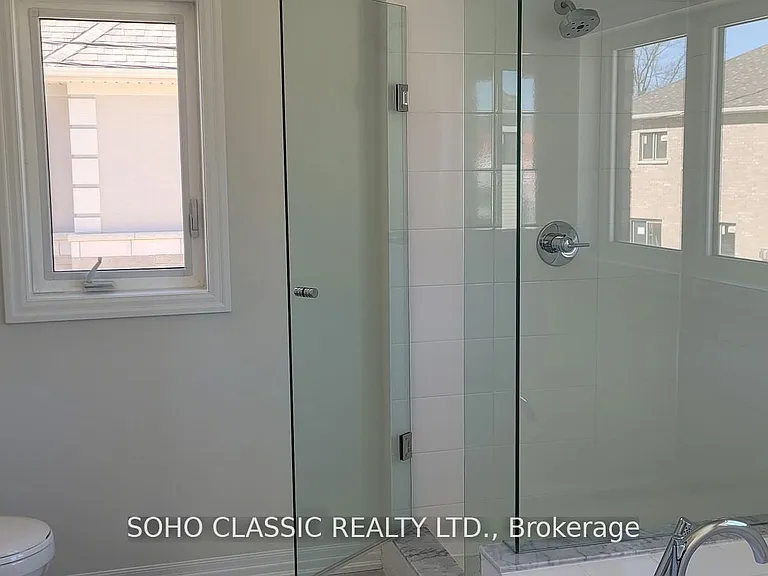 19 Connell Dr — Photo 10