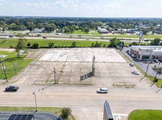 315 W Prien Lake Rd, Lake Charles, LA 70601