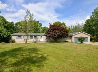 2677 N Hughes Rd, Howell, MI 48855