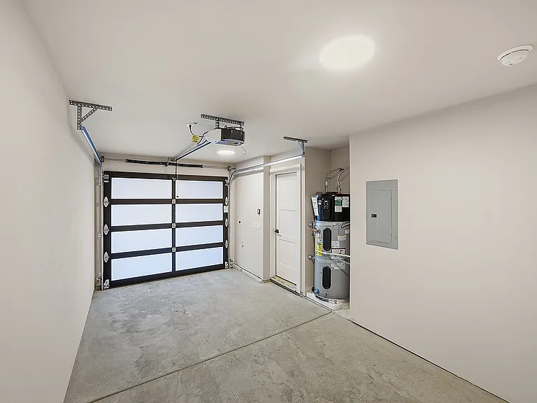 8523 Stone Ave N — Photo 18