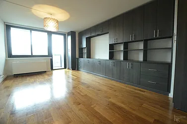 Rented by Hecht Group