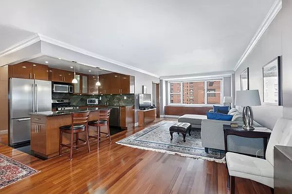 1st image of 440 E 62nd St APT 7B