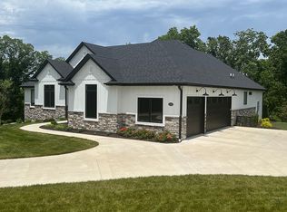 1945 W Teaneck Ct, Columbia, MO 65203