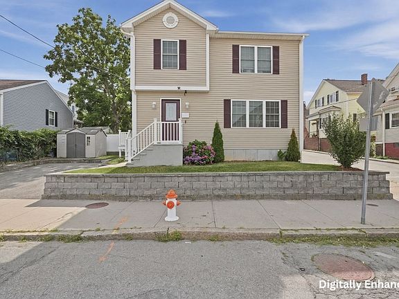 2nd image of 414 Bay St