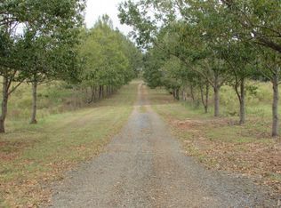 882 Tom Taylor Rd, Hawkinsville, GA 31036