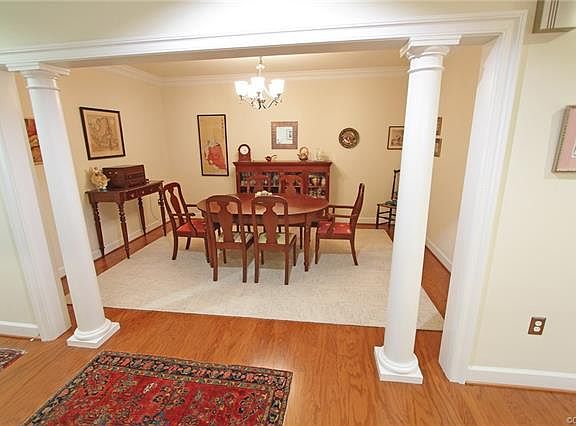 4th image of 5217 Monument Ave Unit 3B