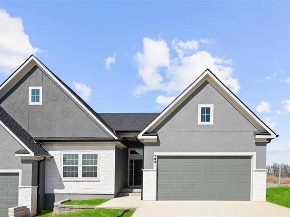 794 NE Algonquin St #C, Lees Summit, MO 64064