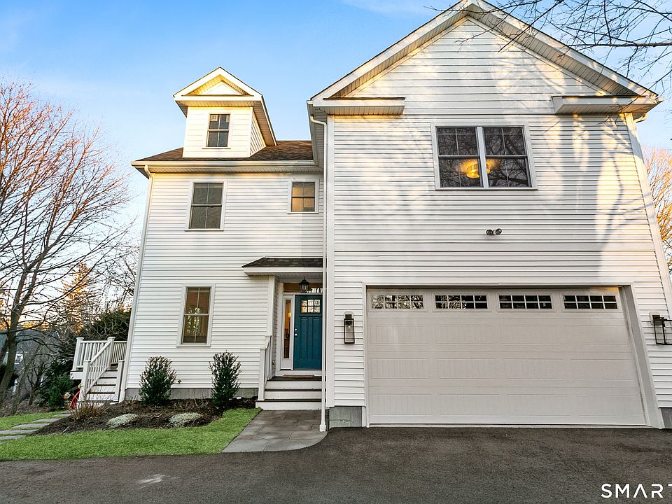 1st image of 210 High Ridge Ave