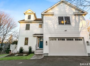 210 High Ridge Ave, Ridgefield, CT 06877