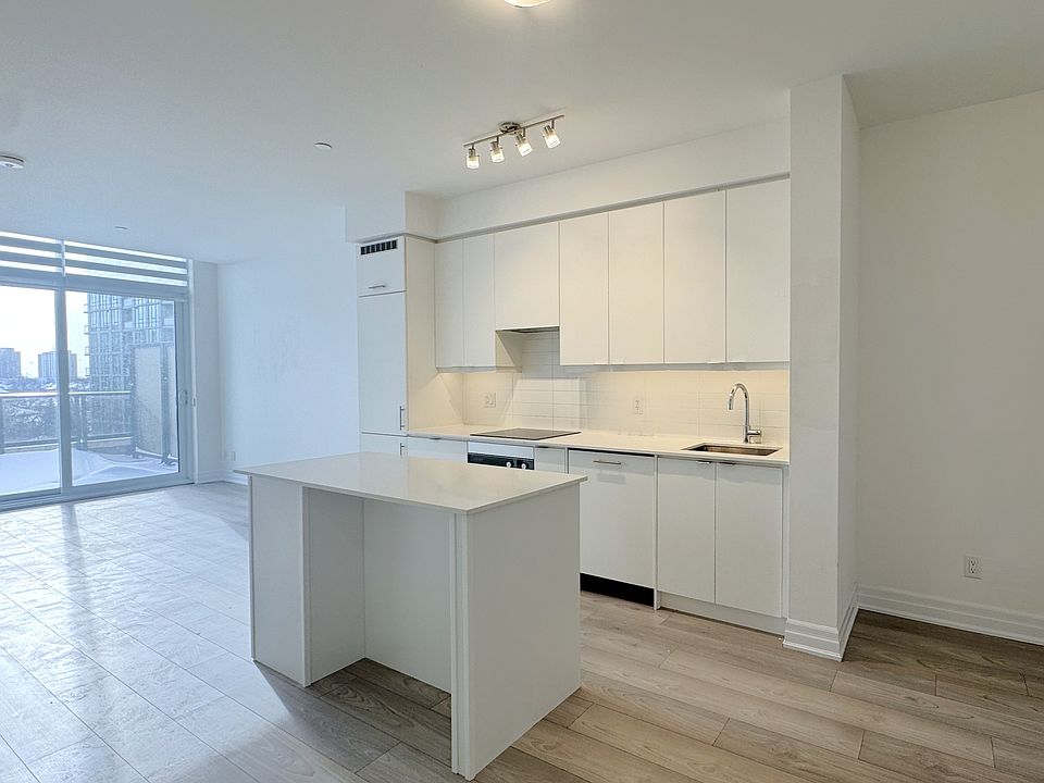 1st image of 36 Elm Dr W #502