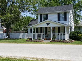 307 N Pearl St, Le Roy, IL