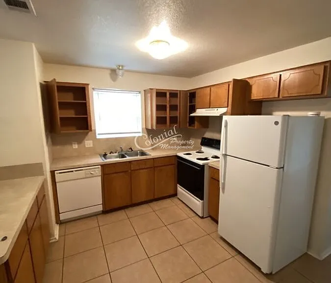 1907 Monte Carlo Ln #A — Photo 1