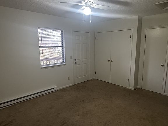 3rd image of 714 Patton Cir #6