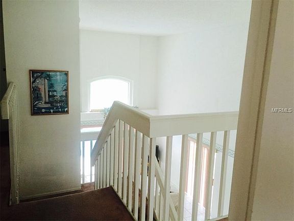 5th image of 3284 Brewster Dr