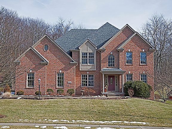 2nd image of 224 Dorsay Valley Dr