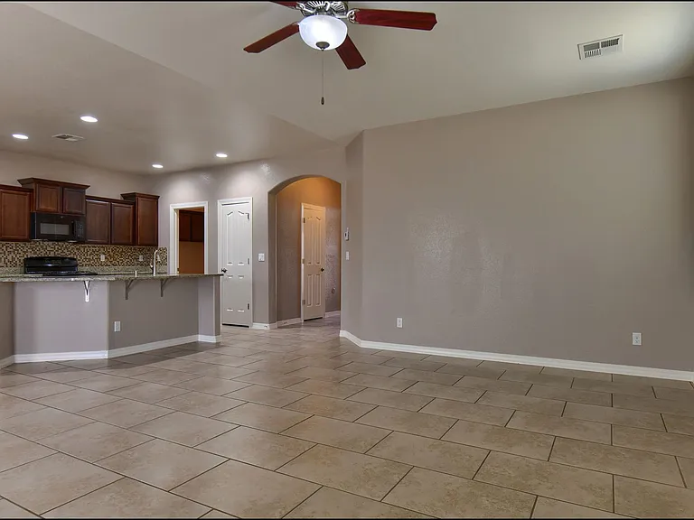 6560 Westfield Dr — Photo 8