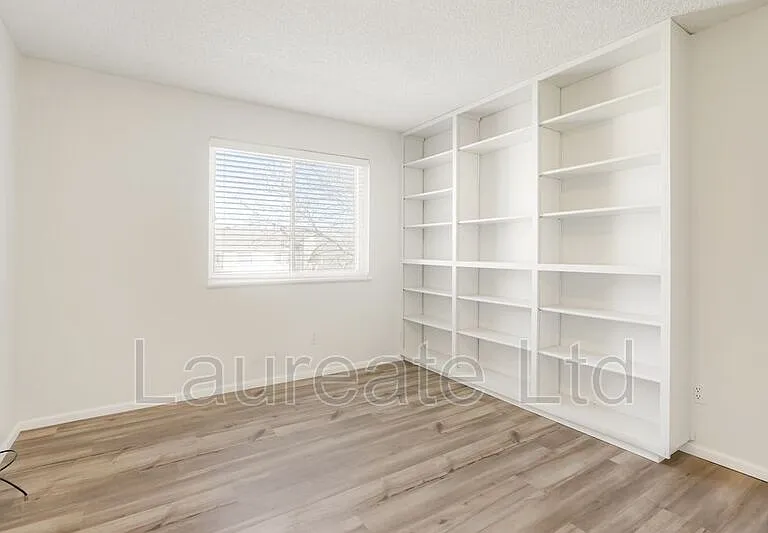 8555 Fairmount Dr #I202 — Photo 14