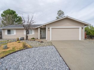3526 Auburn Dr, Redding, CA 96001