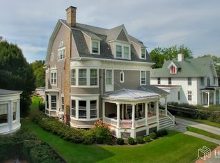 339-341 Allen St, Hudson, NY 12534