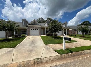 340 Rosenwald Ln, Hampton, GA 30228