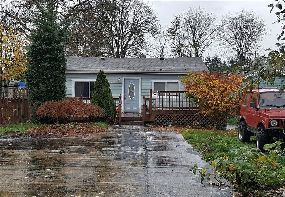 1st image of 15215 Fern St SW