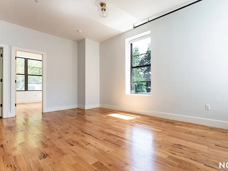 57 Grove St #3B — Photo 3