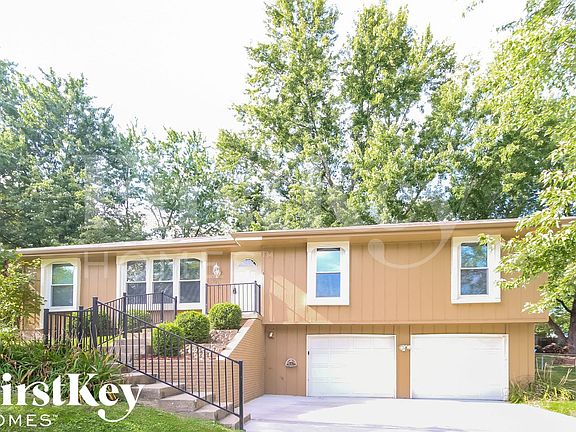 2nd image of 9805 N Cove View Ct