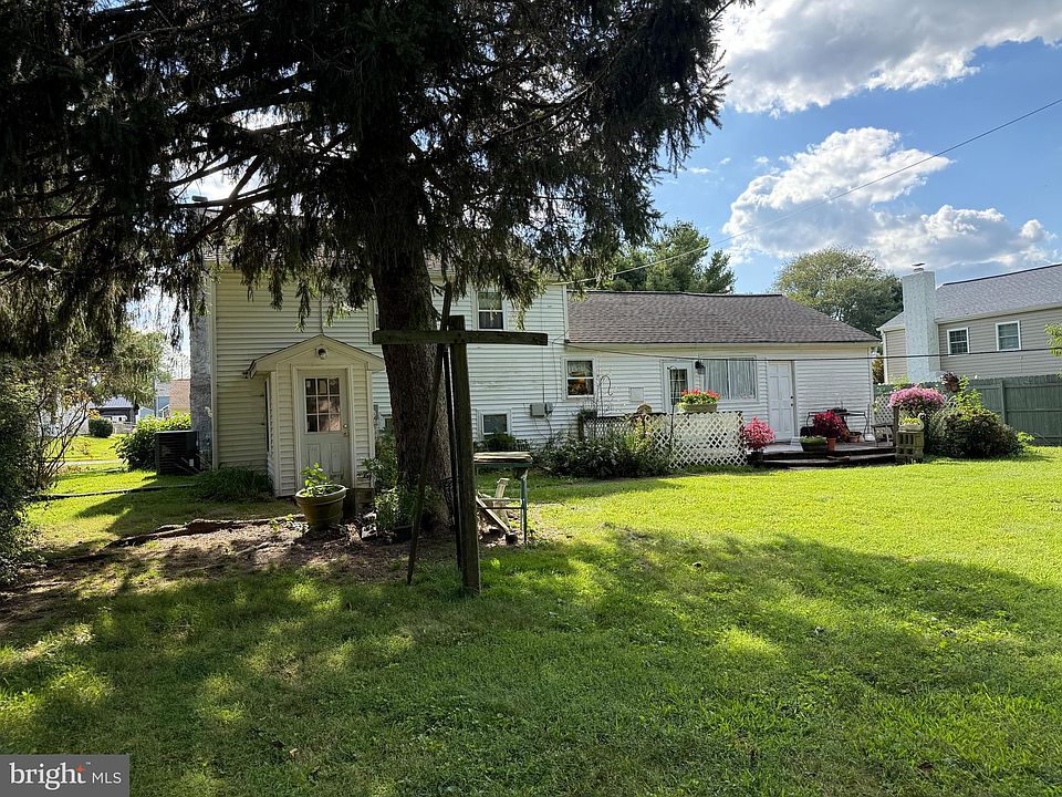 2nd image of 13 Cynthia Rd