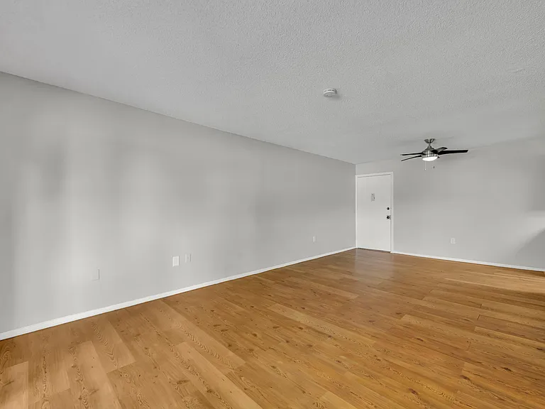 962 Lake Destiny Rd — Photo 7