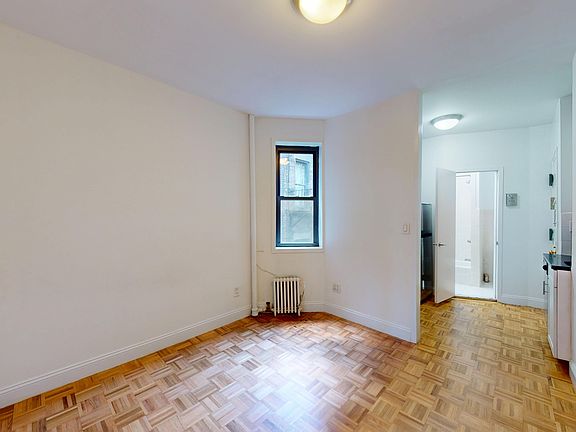 5th image of 405 W 50th St APT 4C
